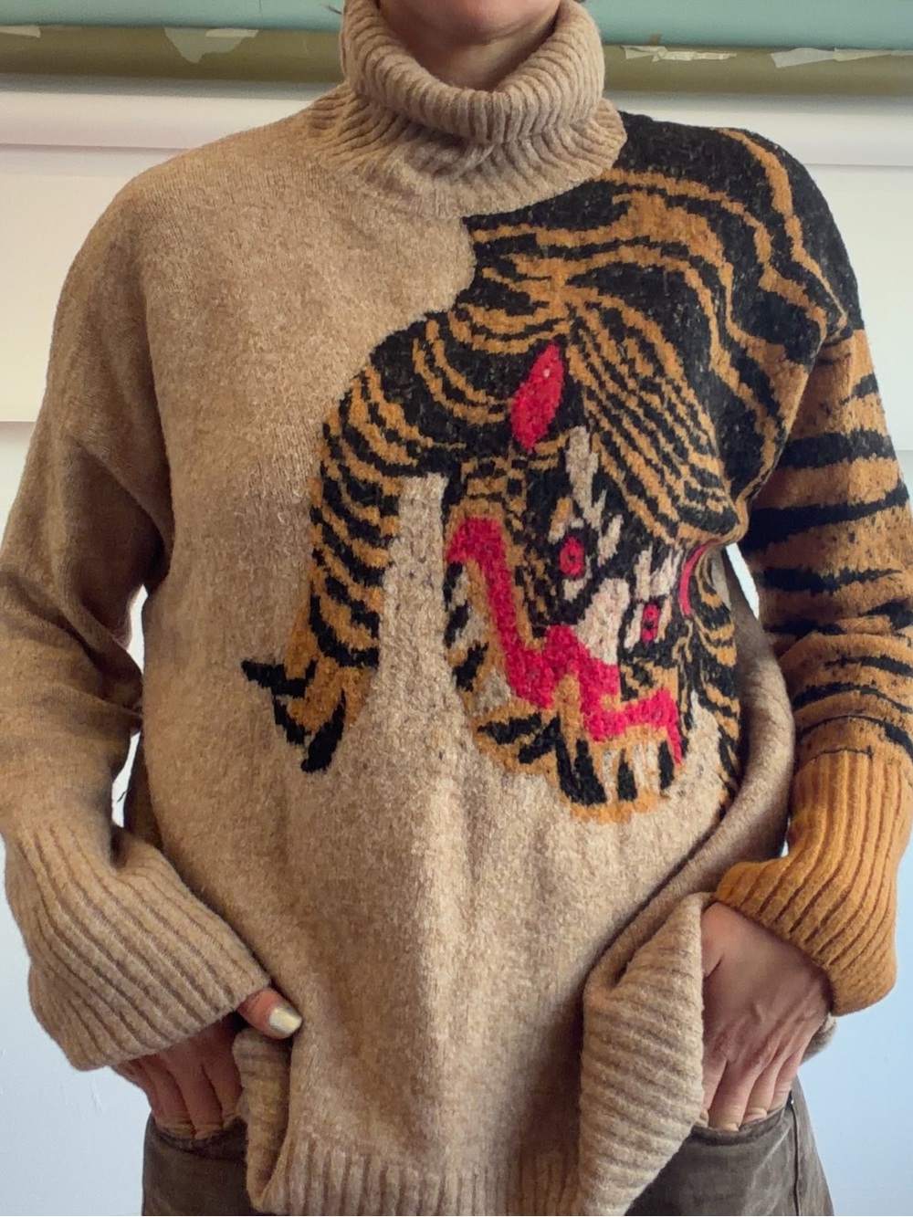 H&M Beige Turtleneck Oversized Sweater with Tiger Intarsia and Tan Sleeve